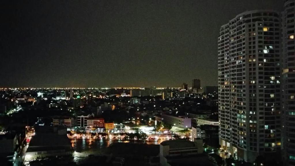 Poonchock Mansion Hotel Bangkok Exterior photo