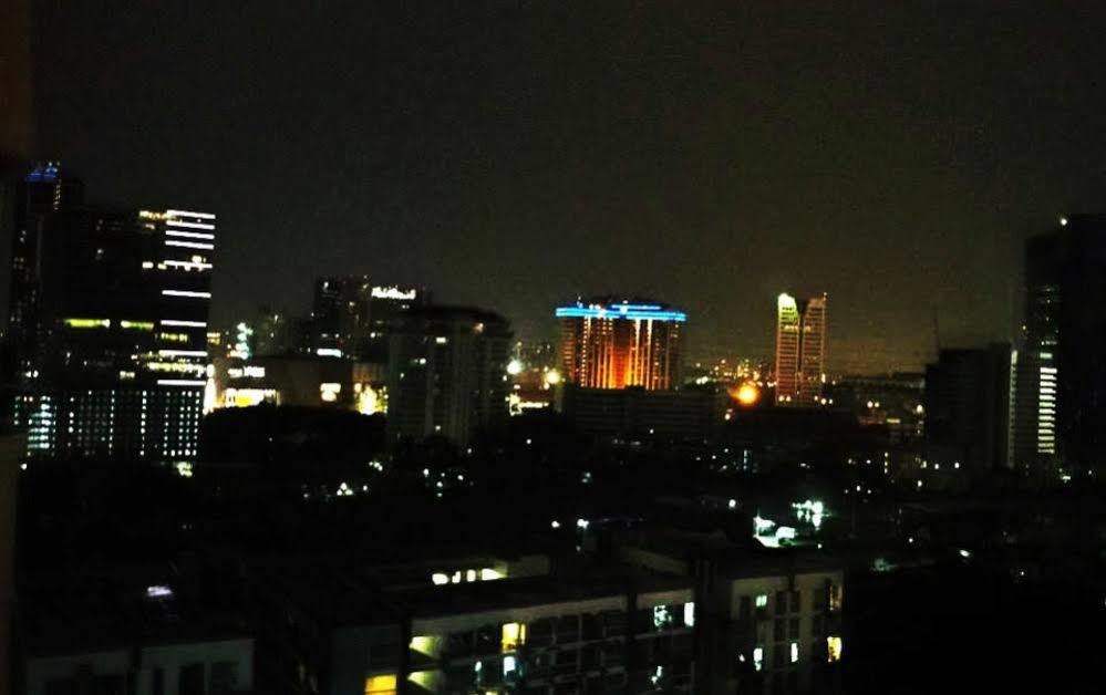 Poonchock Mansion Hotel Bangkok Exterior photo